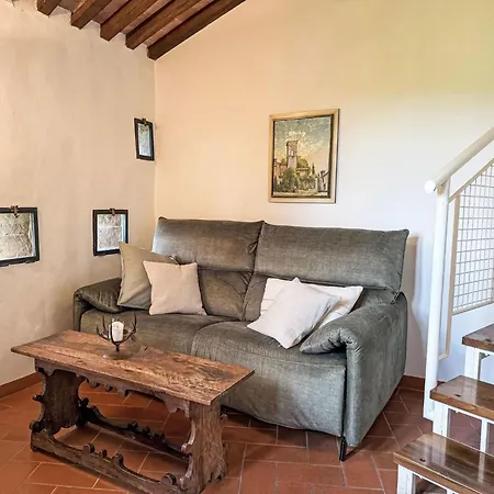 La Torre By Interhome Daire Volterra